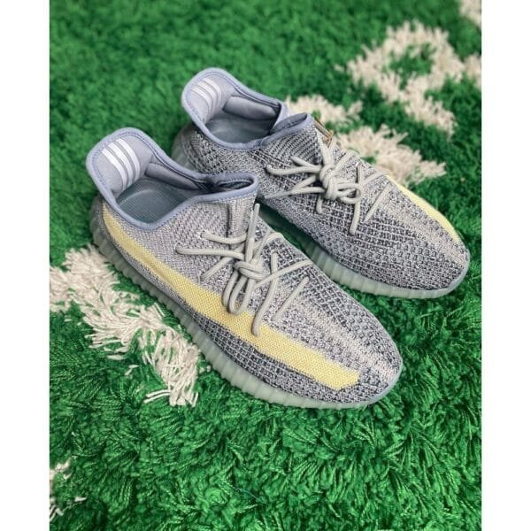 adidas Yeezy Boost 350 V2 Ash Blue