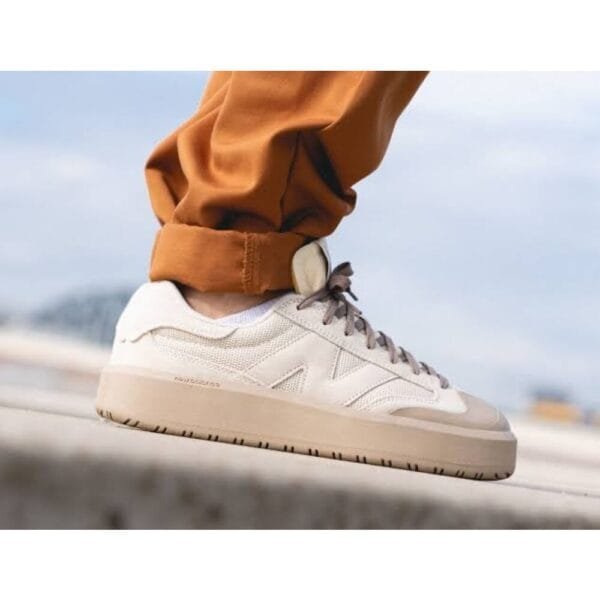 New Balance Ct 302 “ New Cream “