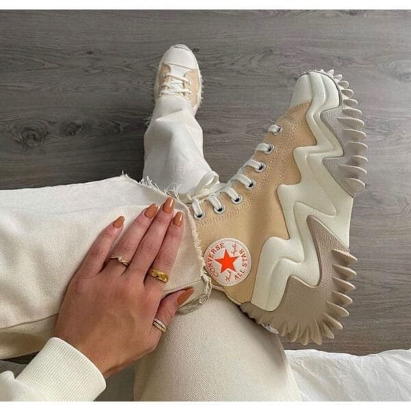 Converse Run Star Motion “ Cream Camel “