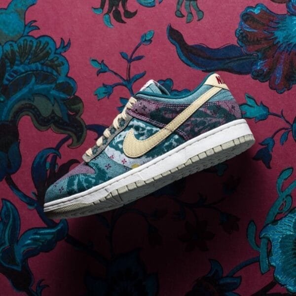 Nike SB Dunk Low “ Community Garden “