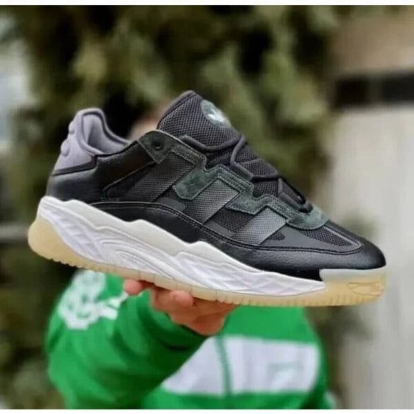 Adidas Niteball Black & White