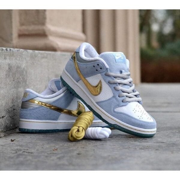 Nike Sb Dunk Low Holiday Special