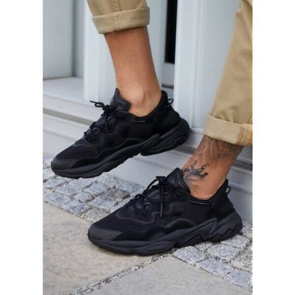 Adidas Ozweego “ All Black “