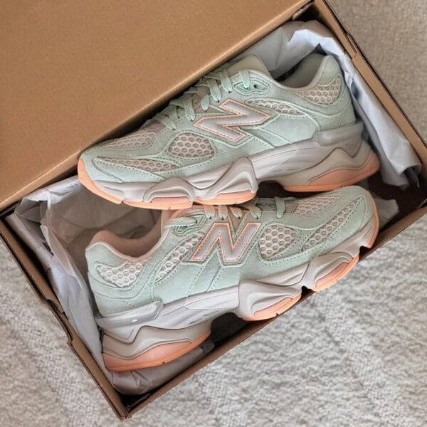 New Balance 9060 “ Moss Green “