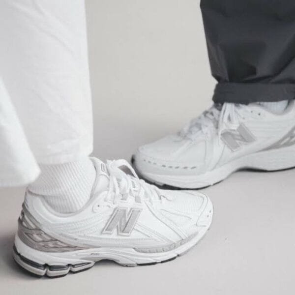 New Balance 1906R “ White & Rain Cloud “